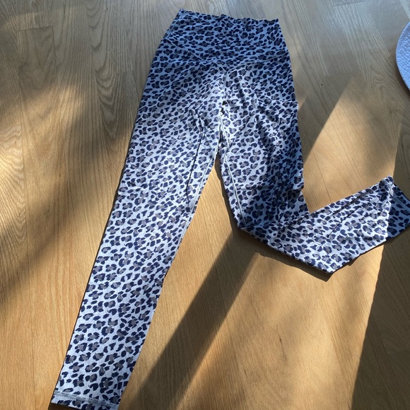 Aerie Cross Over Leggings - Picture 2 of 4